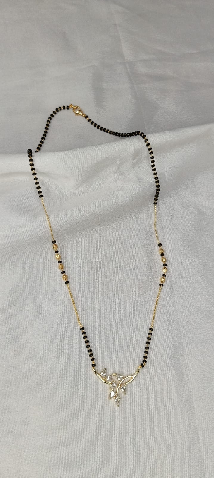 Modern Elegance Gold - Image 2