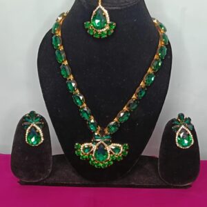 Emerald Royal Necklace Set With (Maangtikka & Ring)